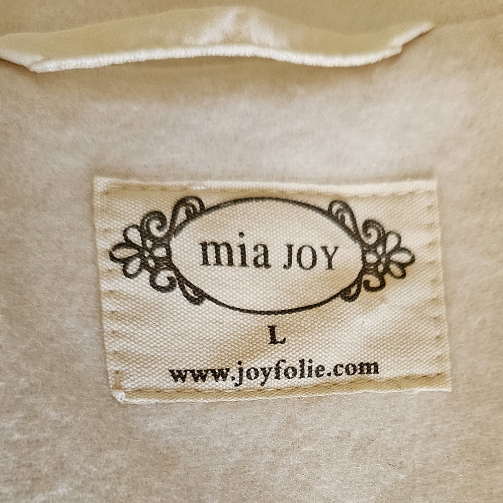 Mia Joy Women's Coat from Joyfolie - Picture 5 of 13